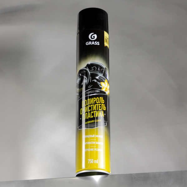 Полироль-очиститель пластика Dashboard Cleaner (ваниль) GRASS, аэрозоль 750 мл